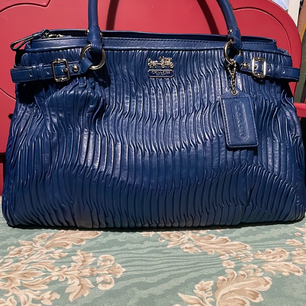 2000s Coach cobalt blue pleated leather tote/purse